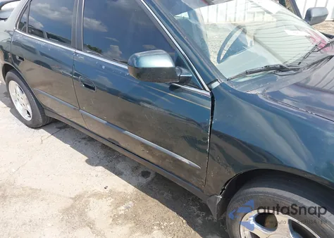 2000 Honda Accord 2.3 Lx из США, поврежденный, VIN 1HGCG5643YA005314